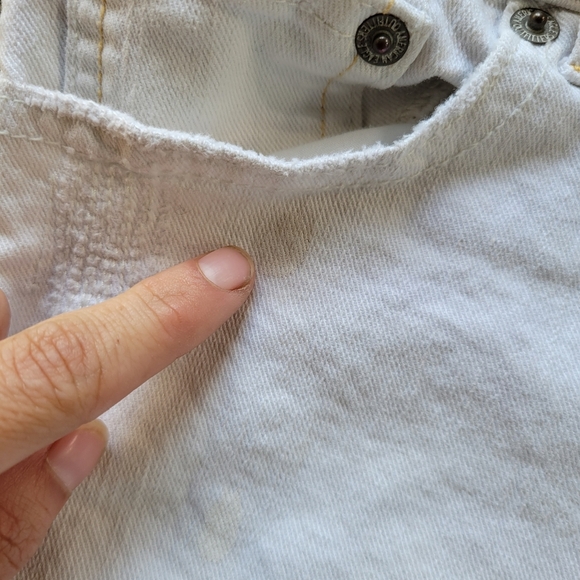 American Eagle White Distressed Short Shorts Size 6 Womans - Picture 3 of 12